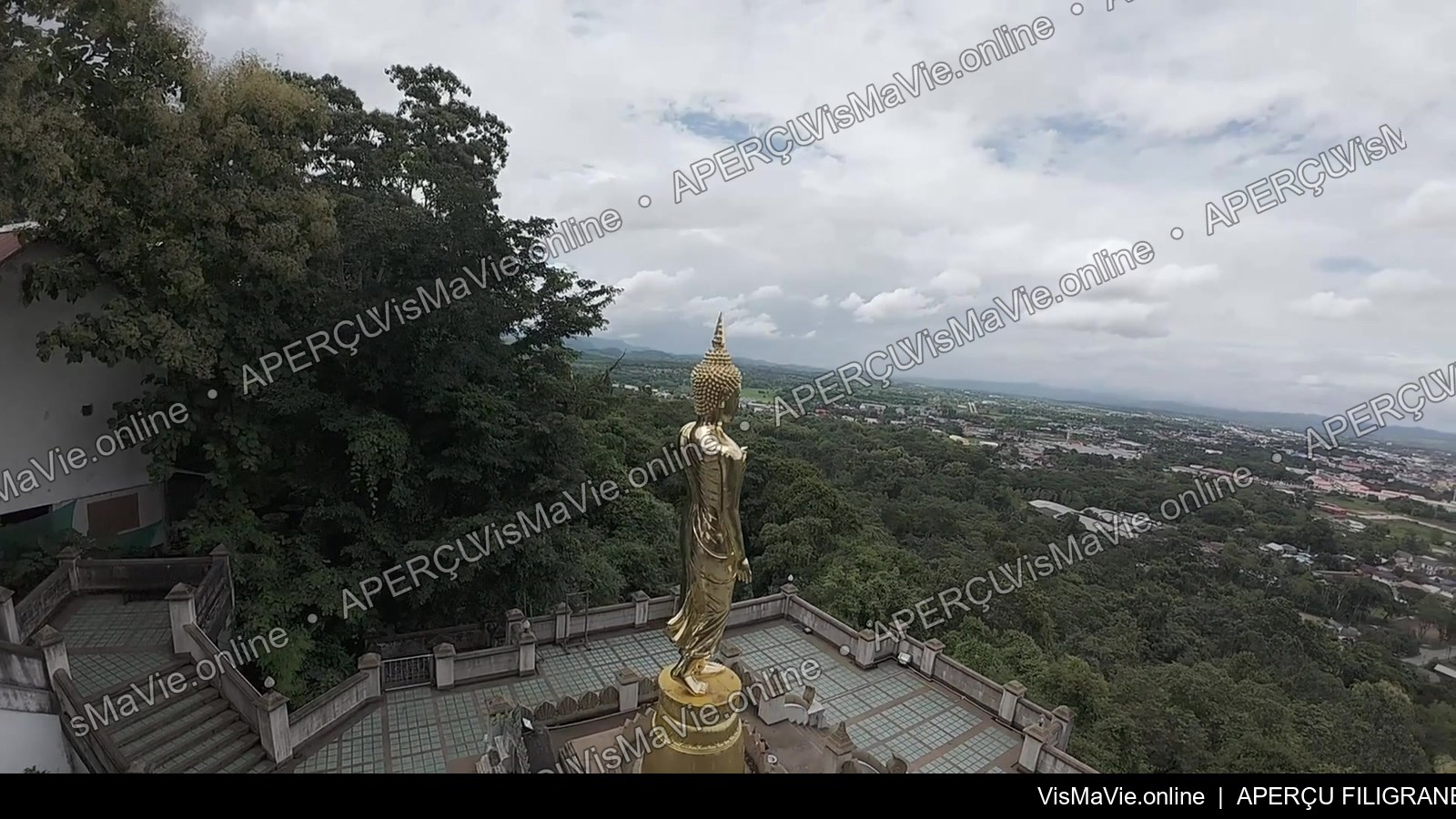 Thaïlande — Bouddha doré et panorama forestier | Film HD + 5 photos – Image 5