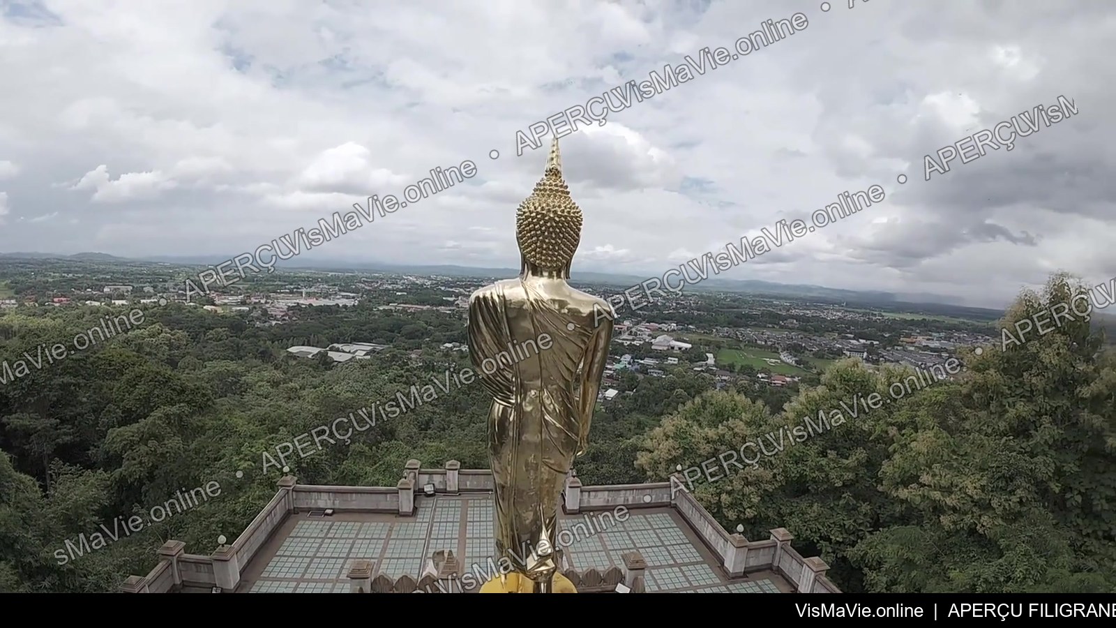 Thaïlande — Bouddha doré et panorama forestier | Film HD + 5 photos – Image 2